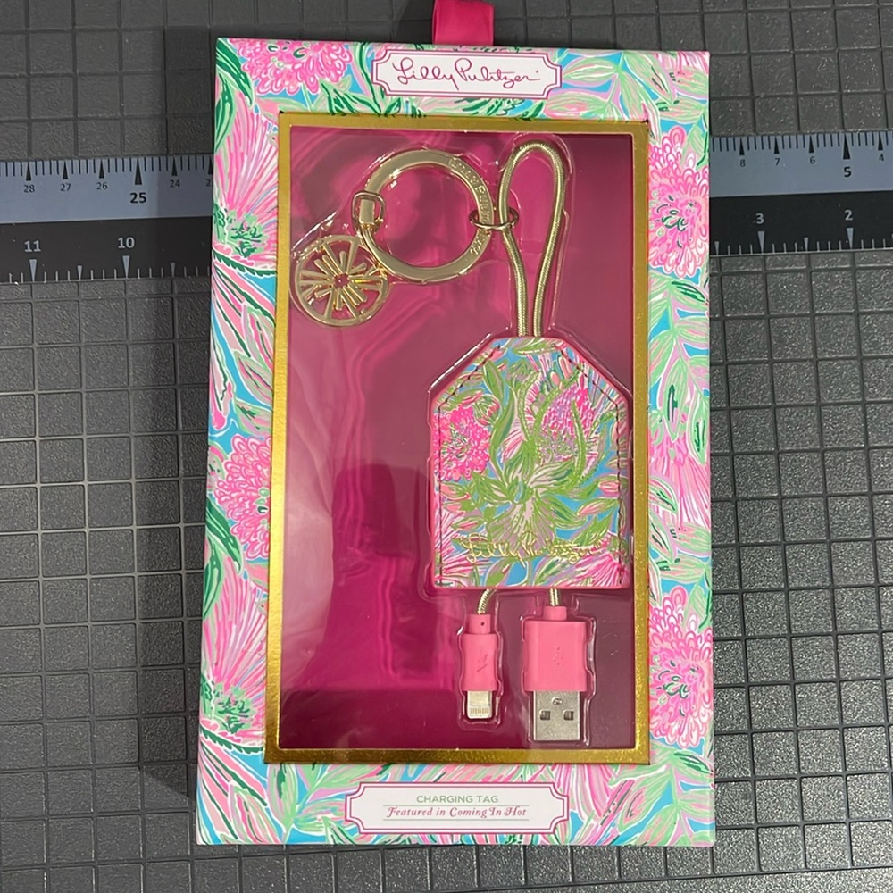 Lilly Pulitzer - charging tag - BRAND NEW